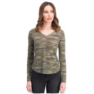 Ultra Flirt Camo V-Neck Long Sleeve Tee, Size XL